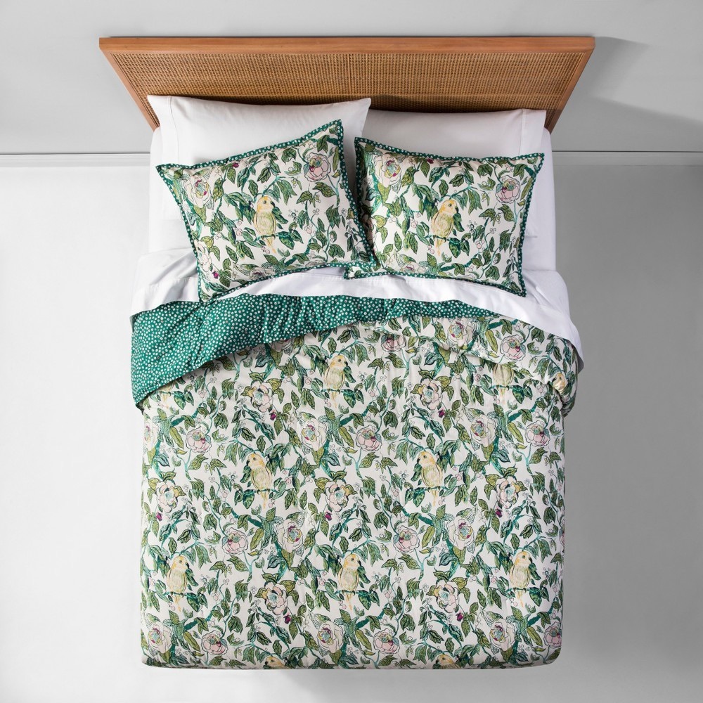 Green Parakeet Reversible Comforter 2 Pillowcases